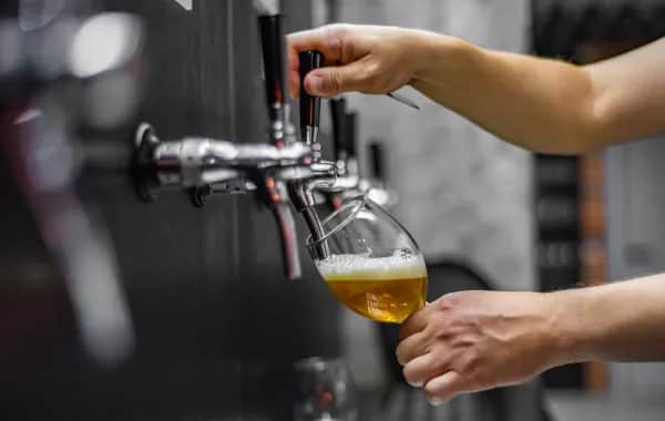 Schankanlagenbau Dortmund für Restaurants und Bars